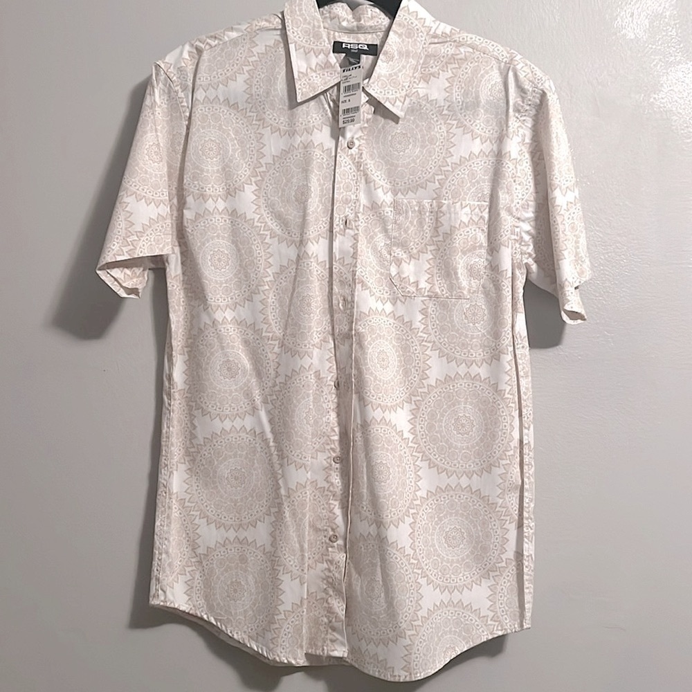 RSQ casual bottom down shirt, Size Small 🆕